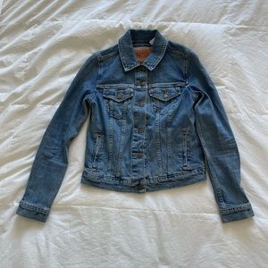 Levi’s denim jacket